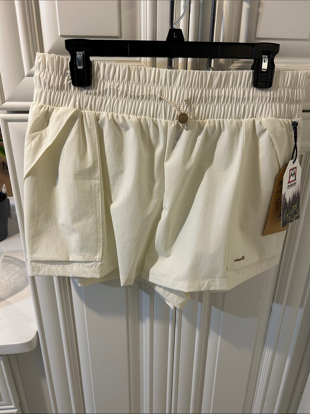 Avalanche Cream Elastic-Waist Athletic Shorts